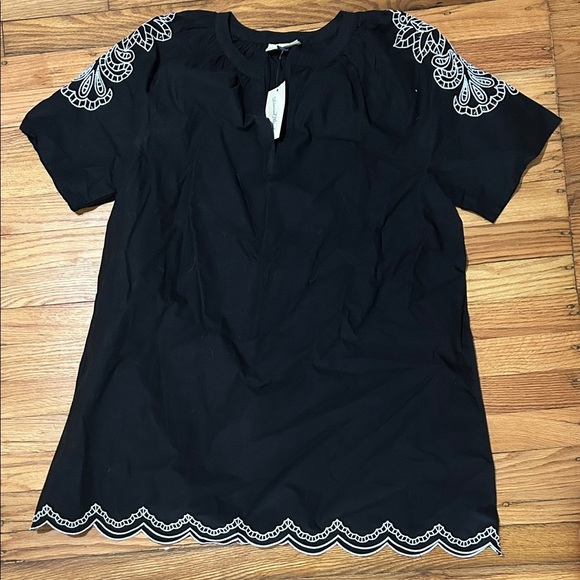 Universal Thread Dresses & Skirts - NWT Universal Thread Black Dress with White Embroidery
